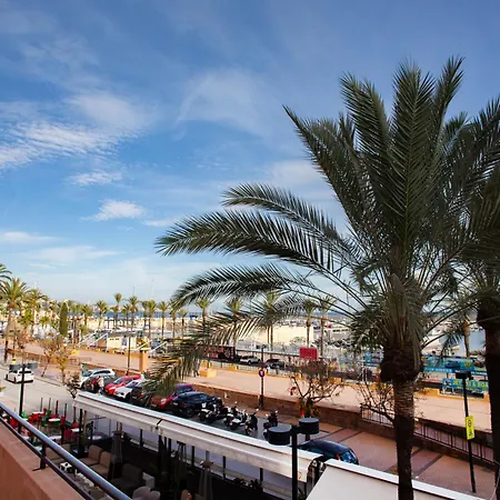 Primera Linea, Puerto