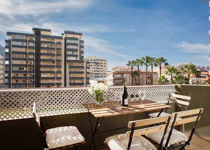 Primera Linea, Puerto