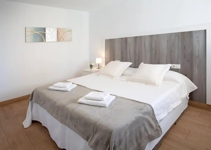 Primera Linea, Puerto * フエンヒロラ