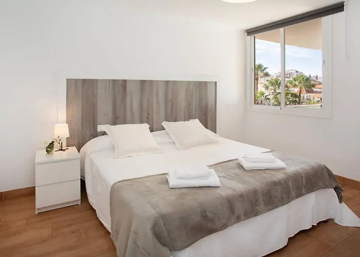 Primera Linea, Puerto